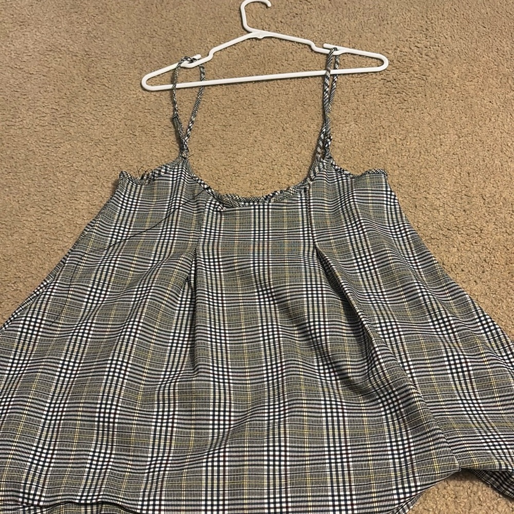 Skirt with suspenders